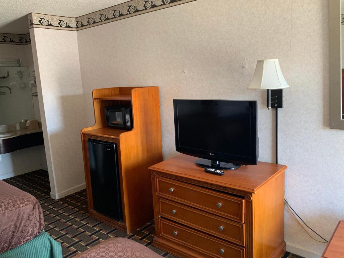 Heritage Inn Кливленд Экстерьер фото